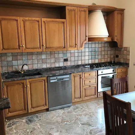 Elena Apartment *